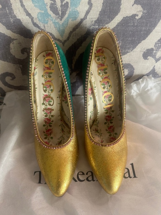 Gucci Shoes - Authentic Gucci Leather & Suede Color block Pattern Pumps